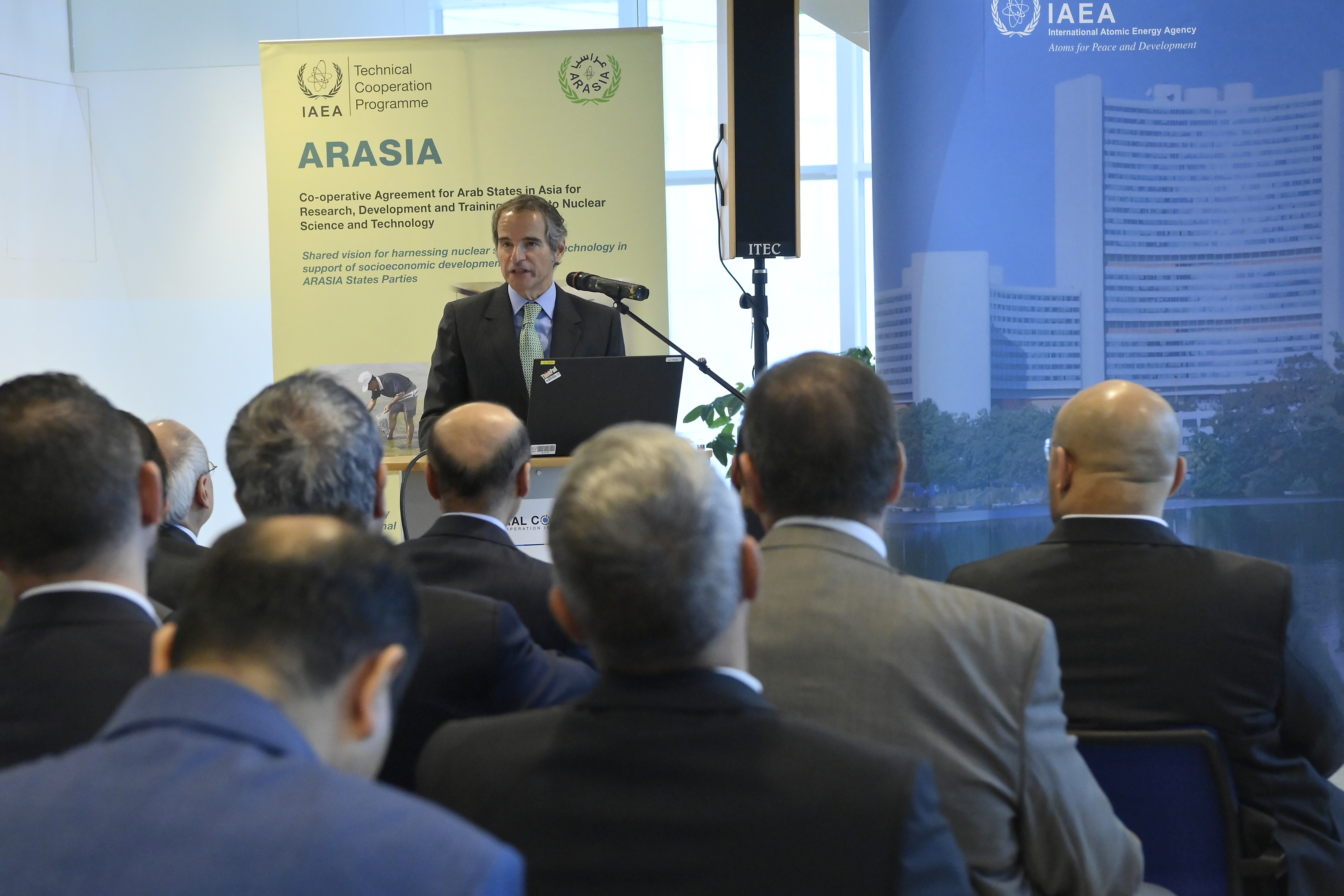 ARASIA celebrated its 20th anniversary with a side event at the margin of IAEA's 66th General Conference, held in Vienna on 27th of September. The 20th anniversary celebration was attended by ARASIA Ambassadors, National Representatives and National Liaison Officers, as well as various IAEA figures.